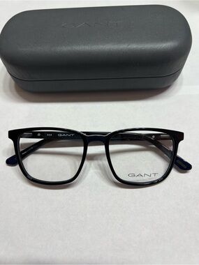 Gant 3183 Black Rectangular Optical Glasses with Case